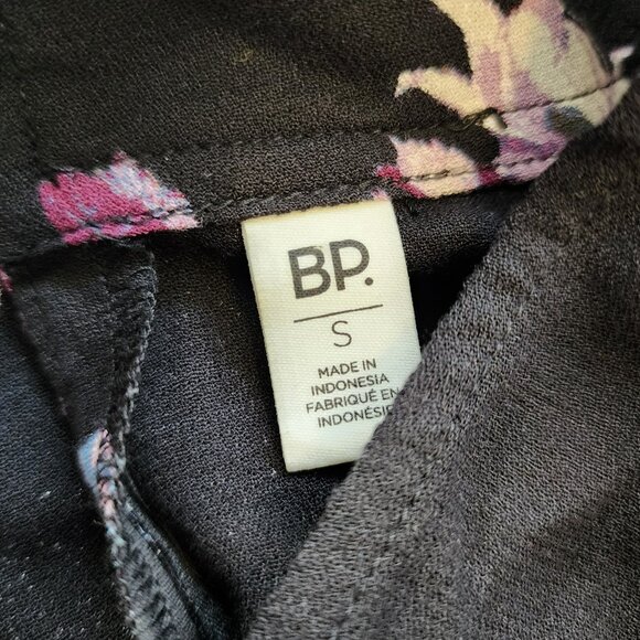 BP Floral Keyhole Blouse S | Rayon | Black Purple | Tiered Bell Sleeve - Picture 2 of 8